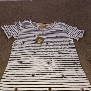 Size 2 honey bee shirt